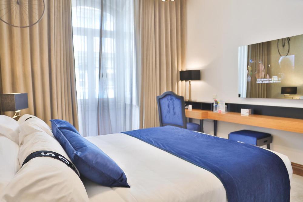Double Room interior
